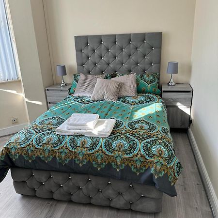 Elsaro Hotel Slough Luaran gambar