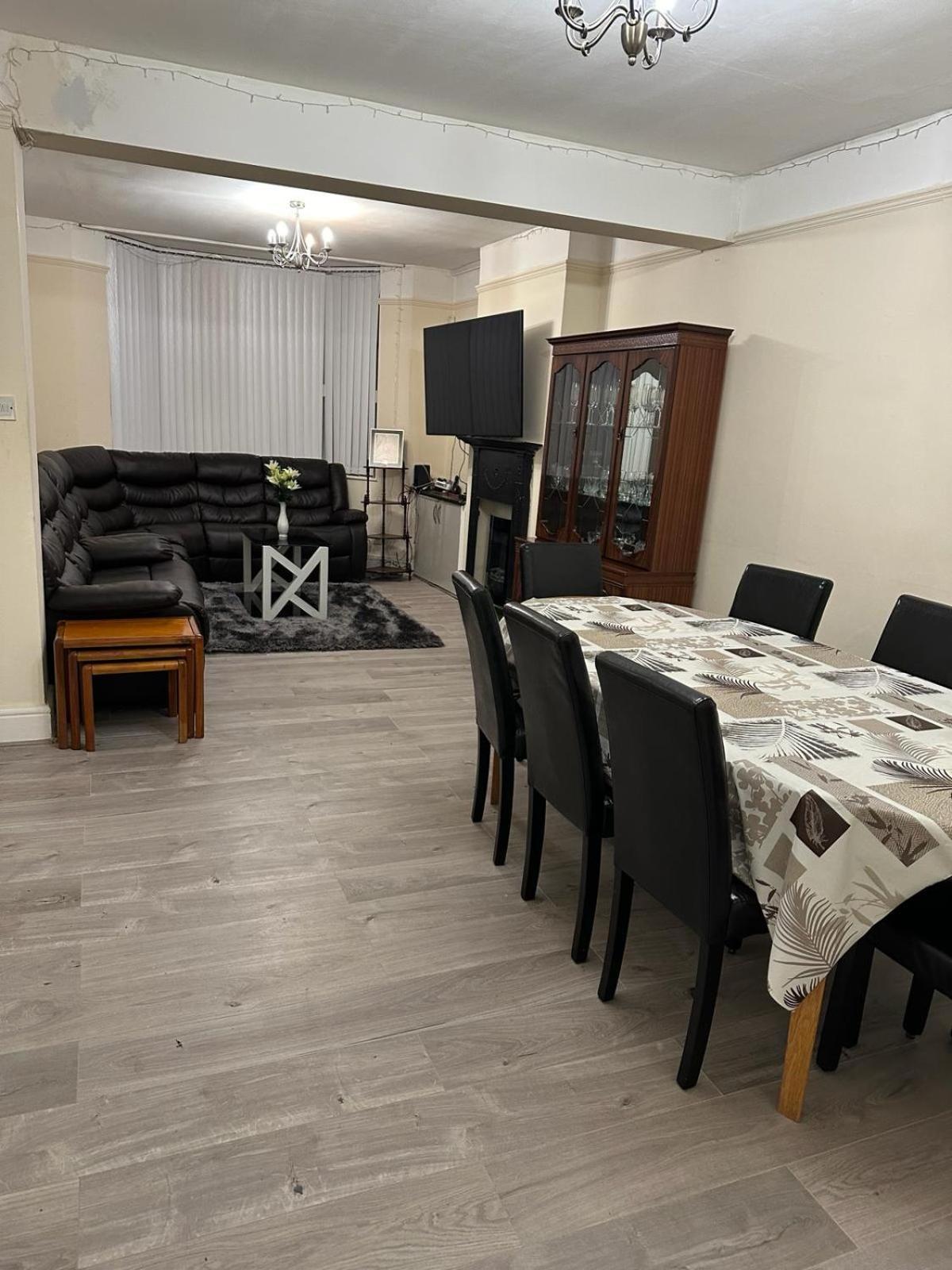Elsaro Hotel Slough Luaran gambar