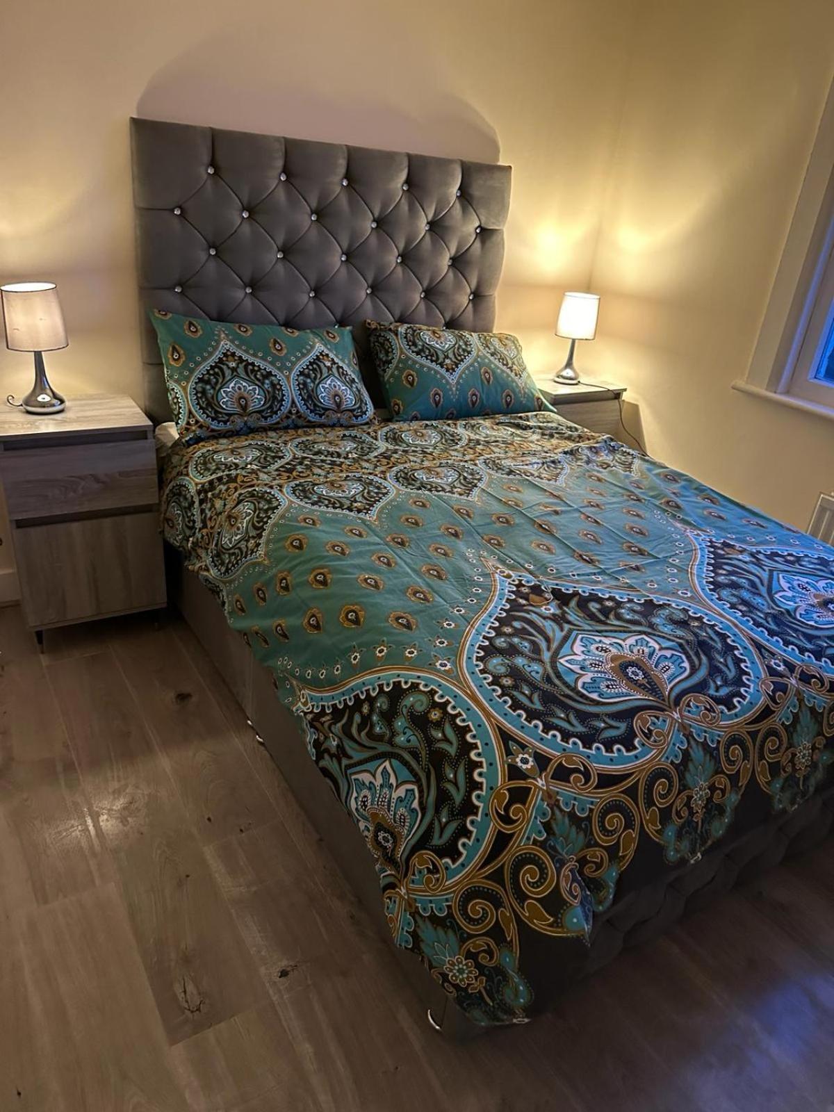 Elsaro Hotel Slough Luaran gambar